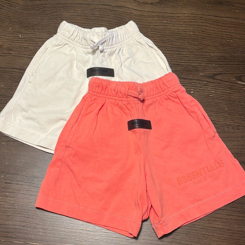 Fear of God ESSENTIALS toddler shorts
